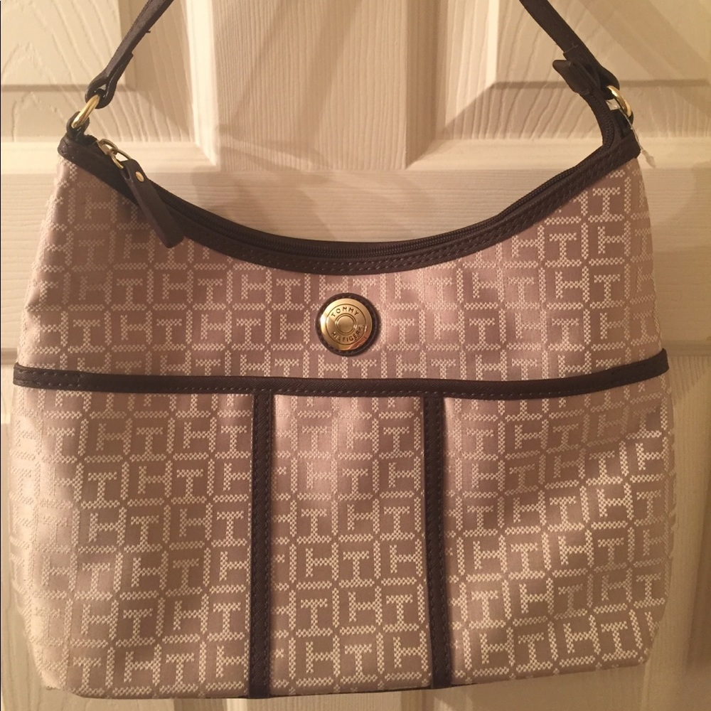 Tommy Hilfiger Signature Hobo Beige and Brown