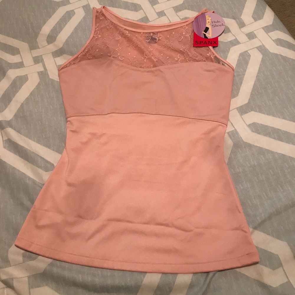 Spanx under shirt  and a top to
