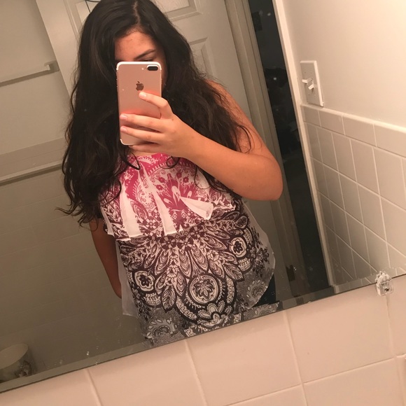 NWT Intricate Ombré detailing AB Studio tank top - Picture 2 of 4