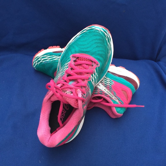 Asics Shoes - Asics size 6,5