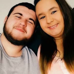 Meet your Posher, Casey