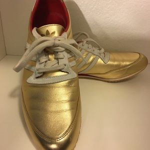 Haute metallic  Adidas!