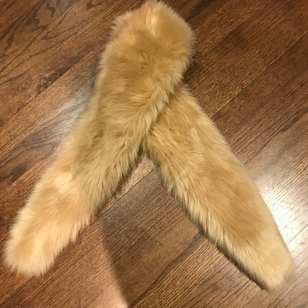 Faux fur scarf
