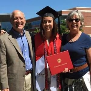 Meet your Posher, Chloe