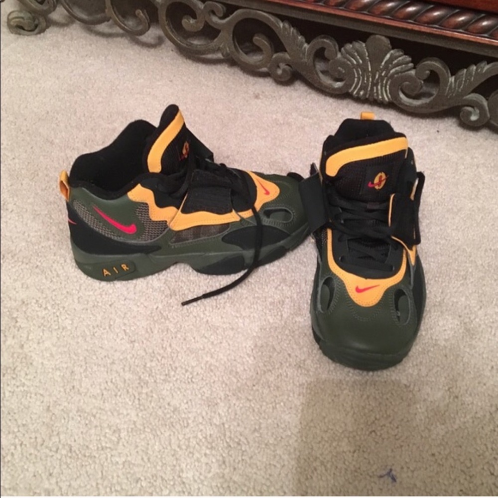 Nike Deion Sanders