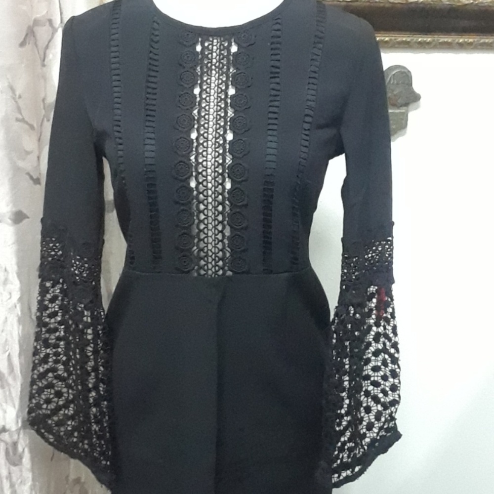 NWT ROMEO AND JULIET DRESS