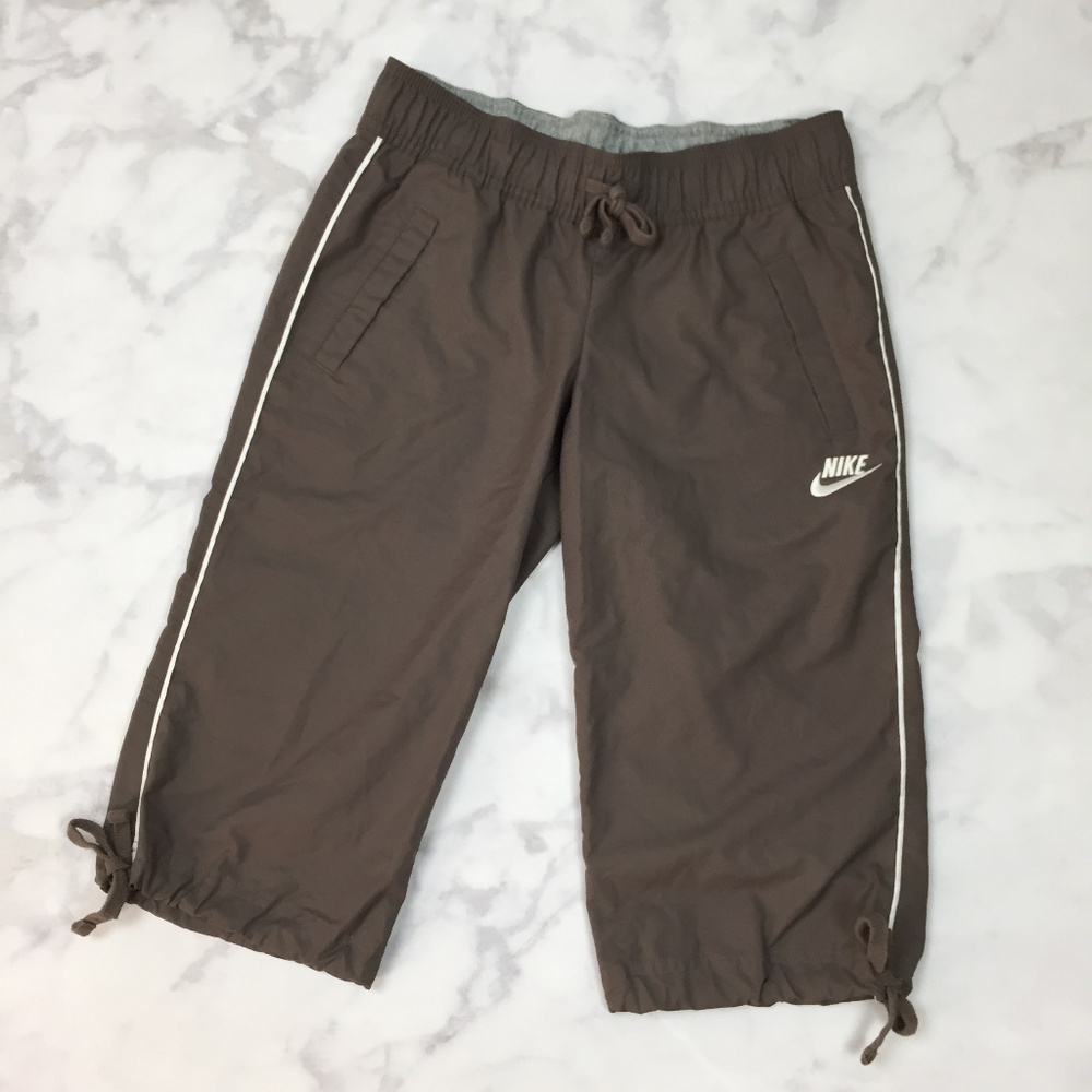 NIKE Brown Drawstring Leg Training Capri Pants!