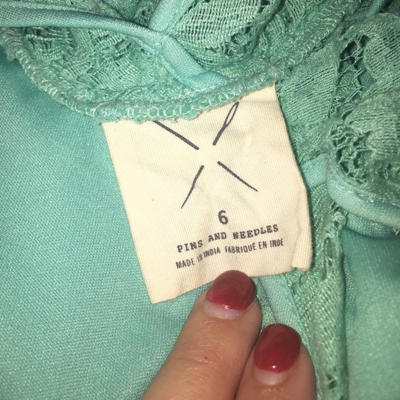 Teal lace sleeveless dress! - Picture 4 of 4