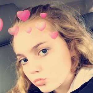 Meet your Posher, Kasidy