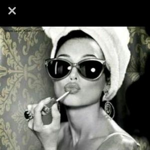 Meet your Posher, Roz