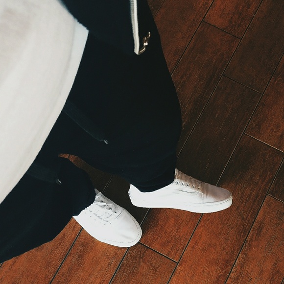 Meet your Posher, Jose - Picture 2 of 5