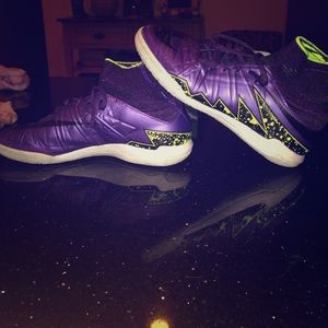 Nike brand new hypervenom indoor soccer shoes