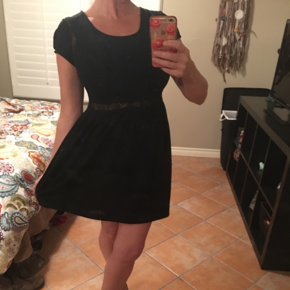 ⭐️UO Party Dress by Pins & Needles - Picture 2 of 7