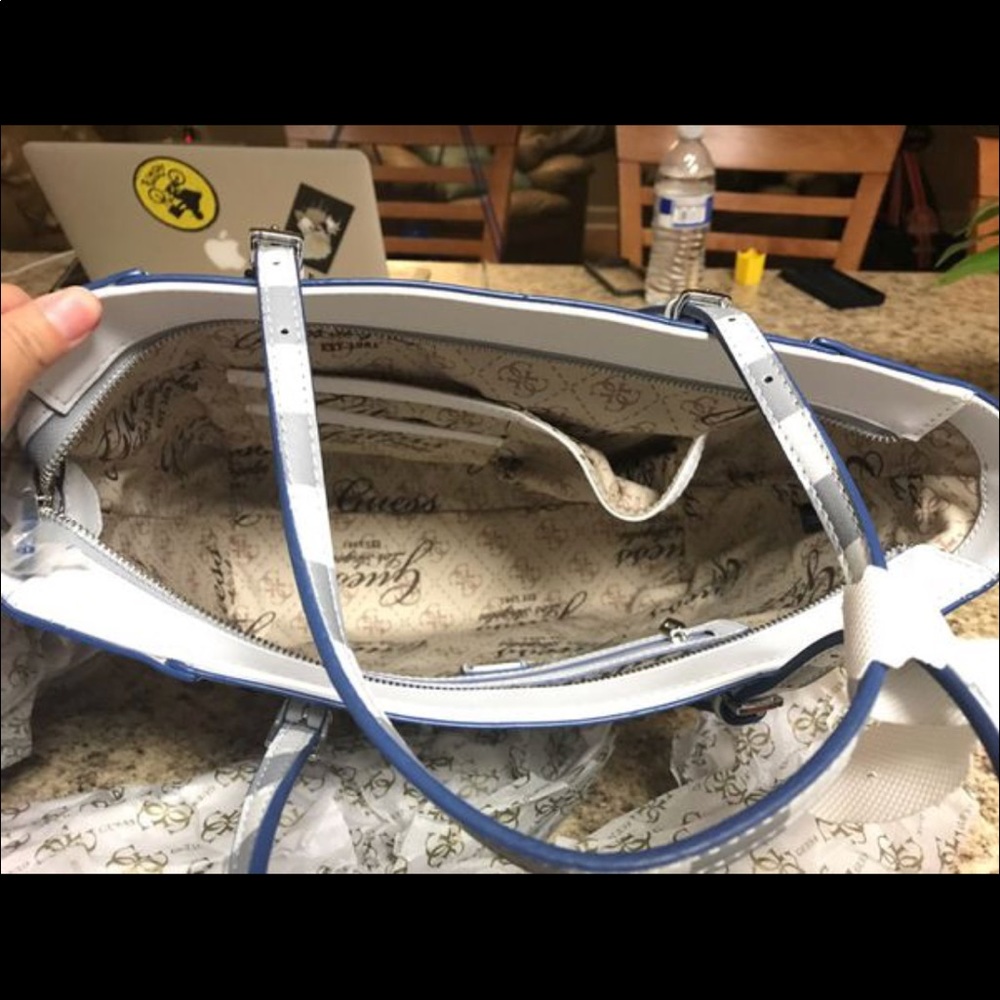Guess purse