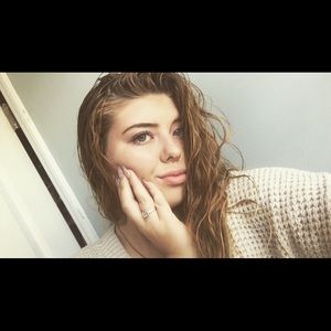 Meet your Posher, Ashlyn