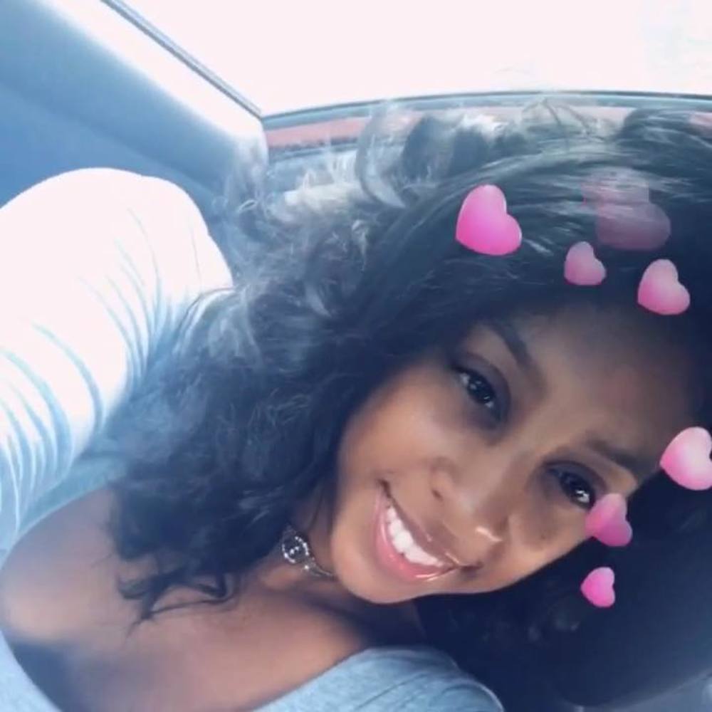 Meet your Posher, Candice