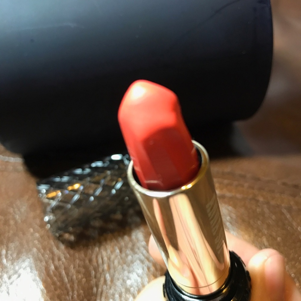 Anna Sui star lipstick