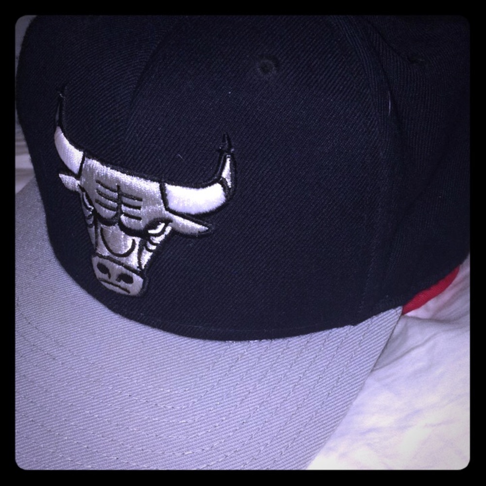 Chicago Bulls Adidas SnapBack Hat