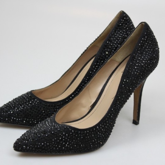 Zara Shoes - MAKE AN OFFER Black Studded Zara Heels