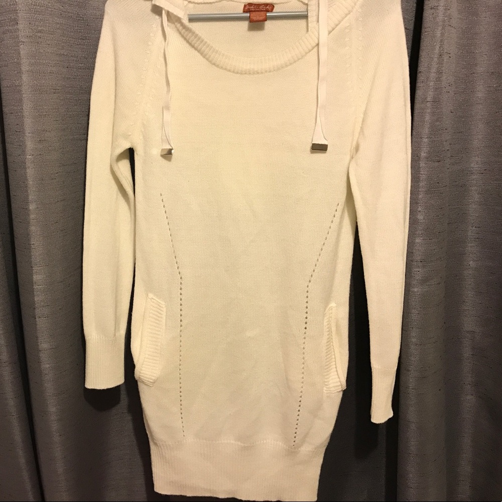 Doki Geki Long Sweater