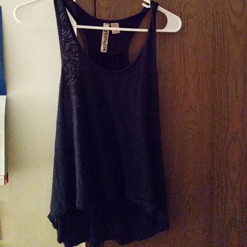 Razorback tank