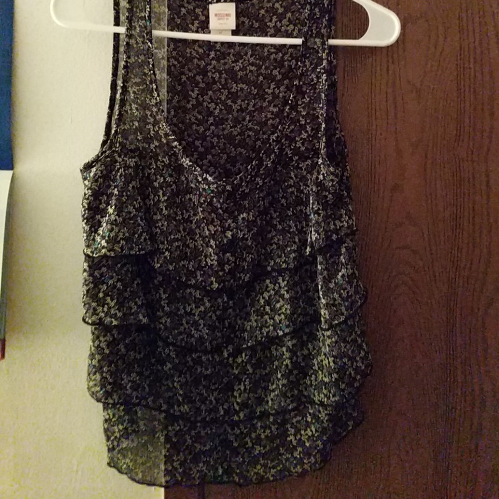 Ruffle floral tank