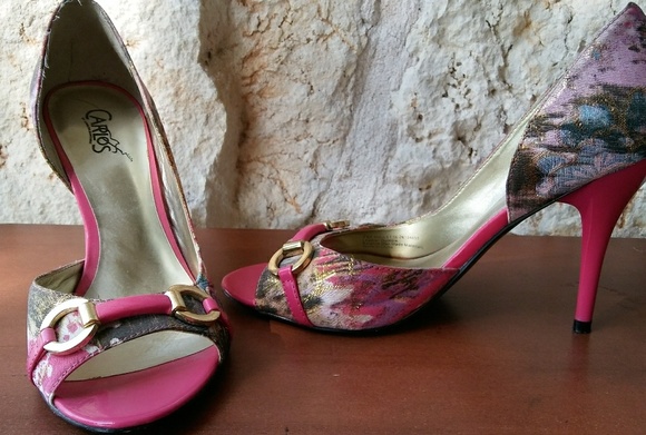 pink and gold heels
