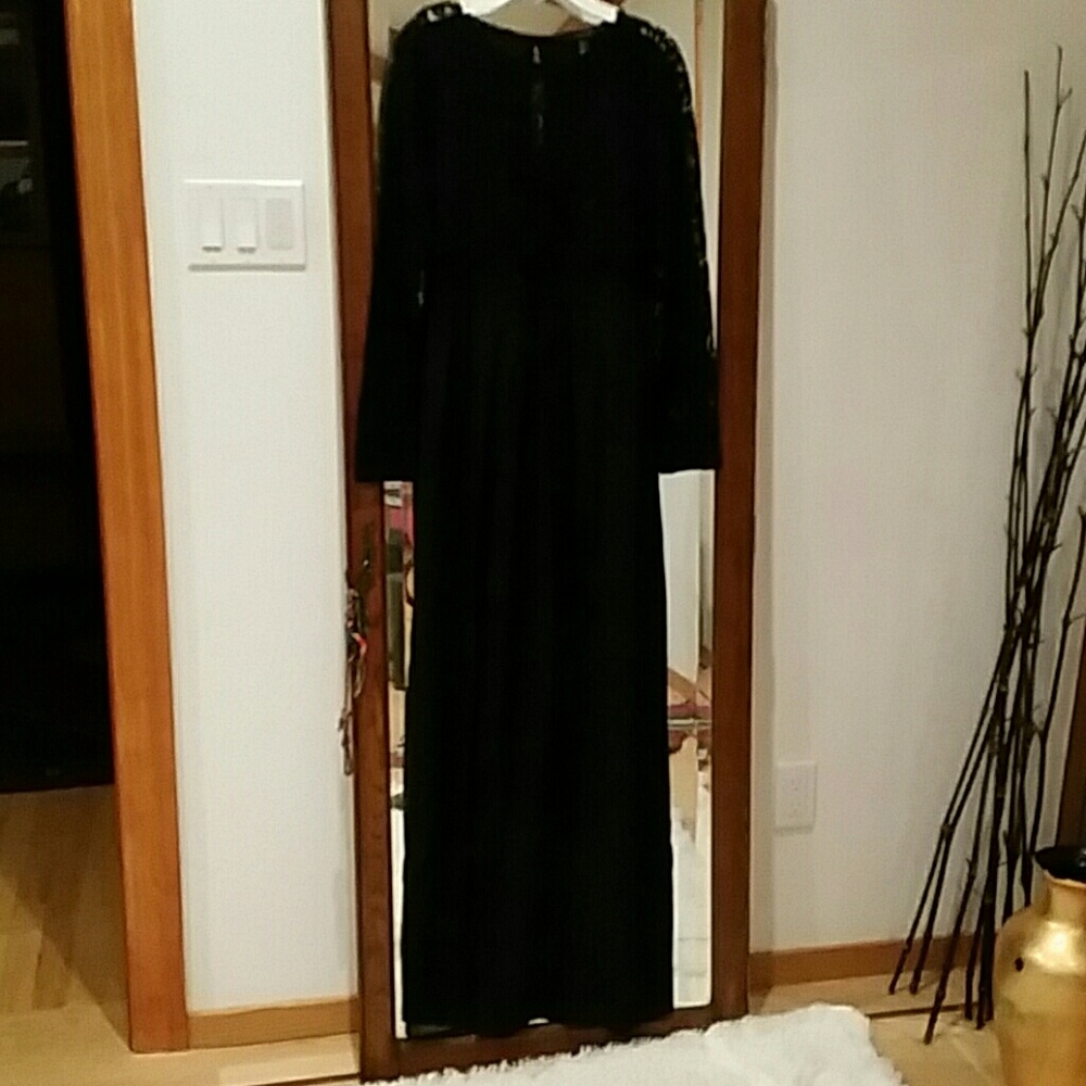 Stunning black evening dress