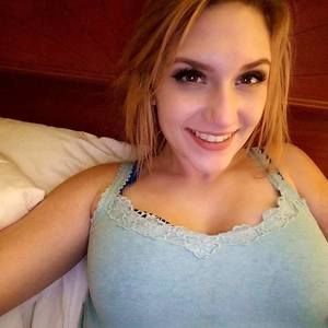 Meet your Posher, Jillian