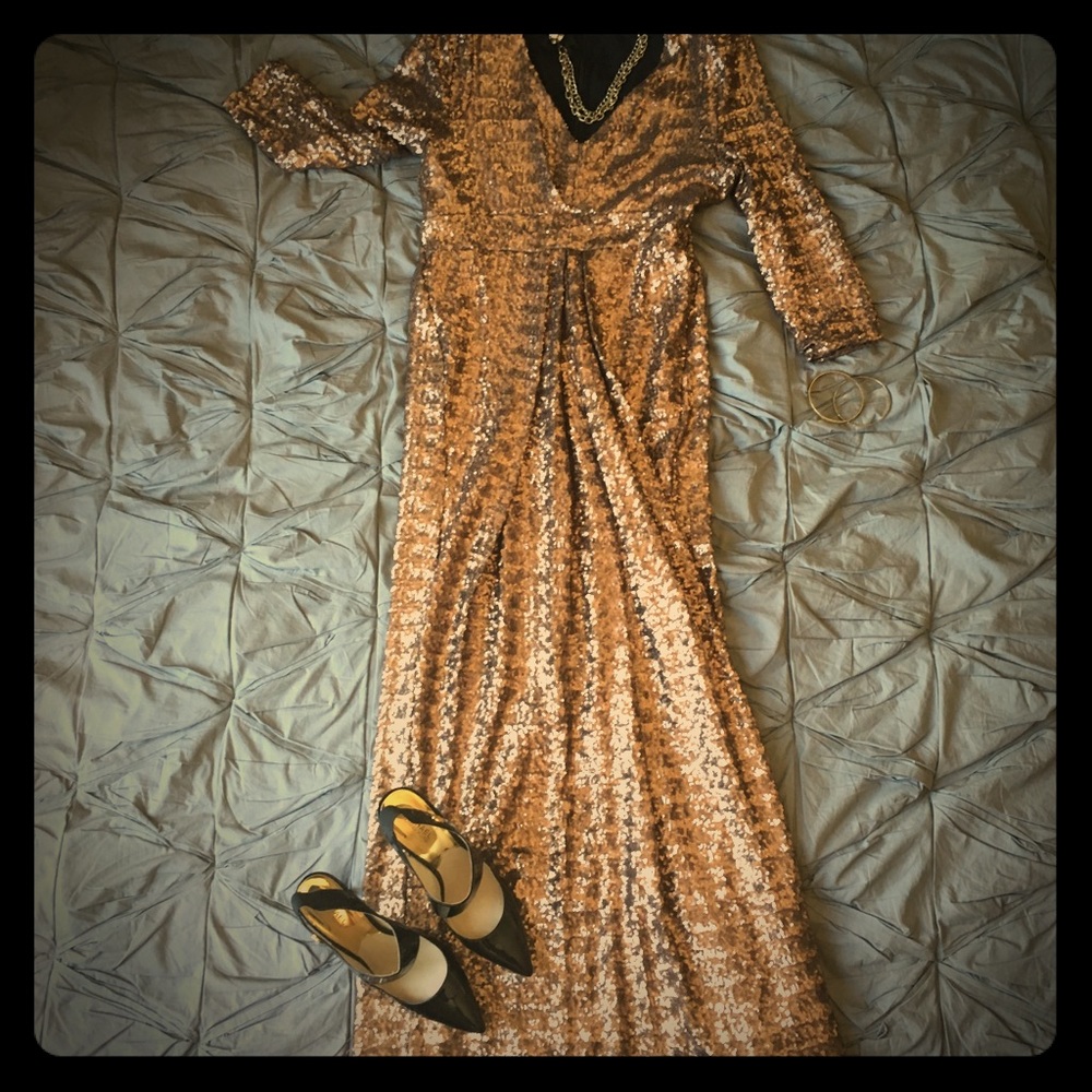 Old Hollywood golden bronze sequined gown!
