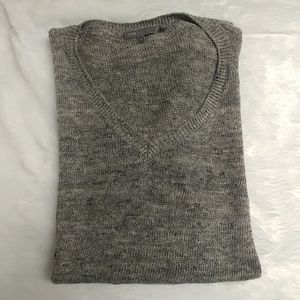 Flash sale Vince v neck sweater size L