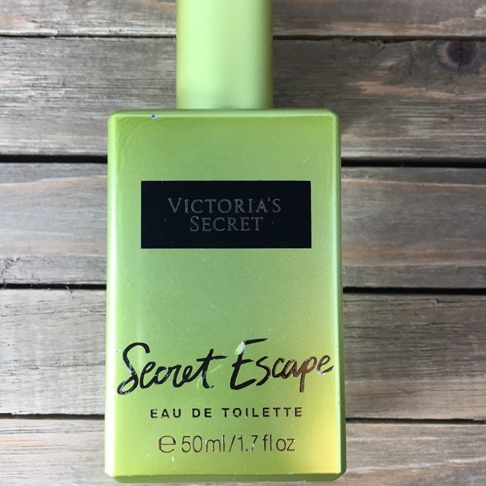 Victoria's Secret Secret Escape Perfume Fragrance