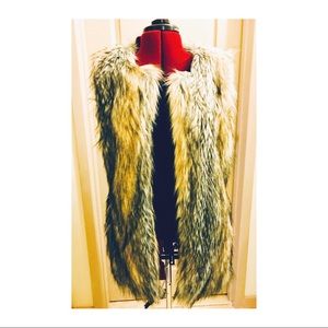Xhilaration Faux Fur Vest Size LG