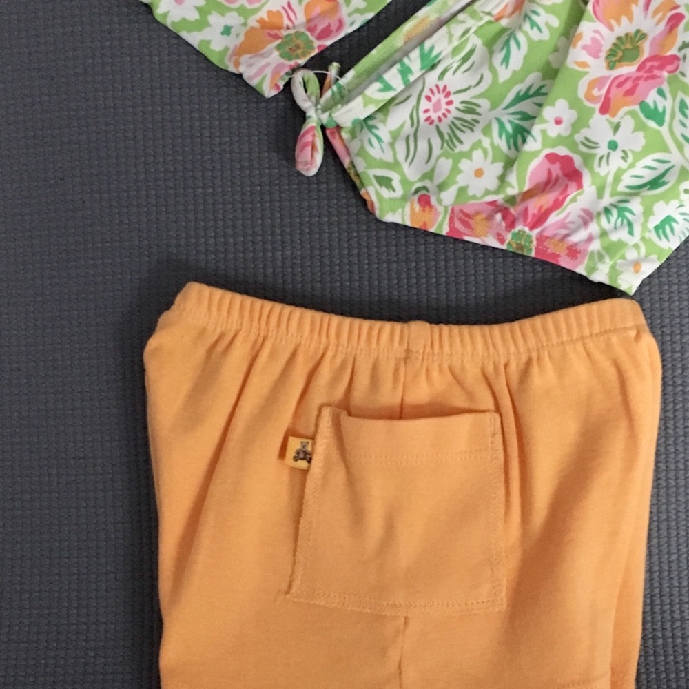Baby GAP 2-Piece Swimsuit & Shorts Outfit. NWT - Picture 3 of 3