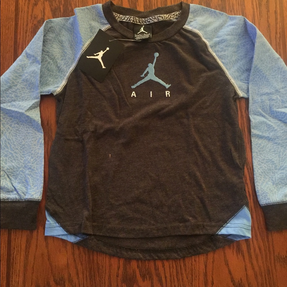 NIKE JORDAN BOYS BASKETBALL SHIRT
