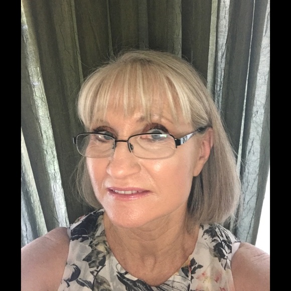 Meet your Posher, Freda - Picture 1 of 1