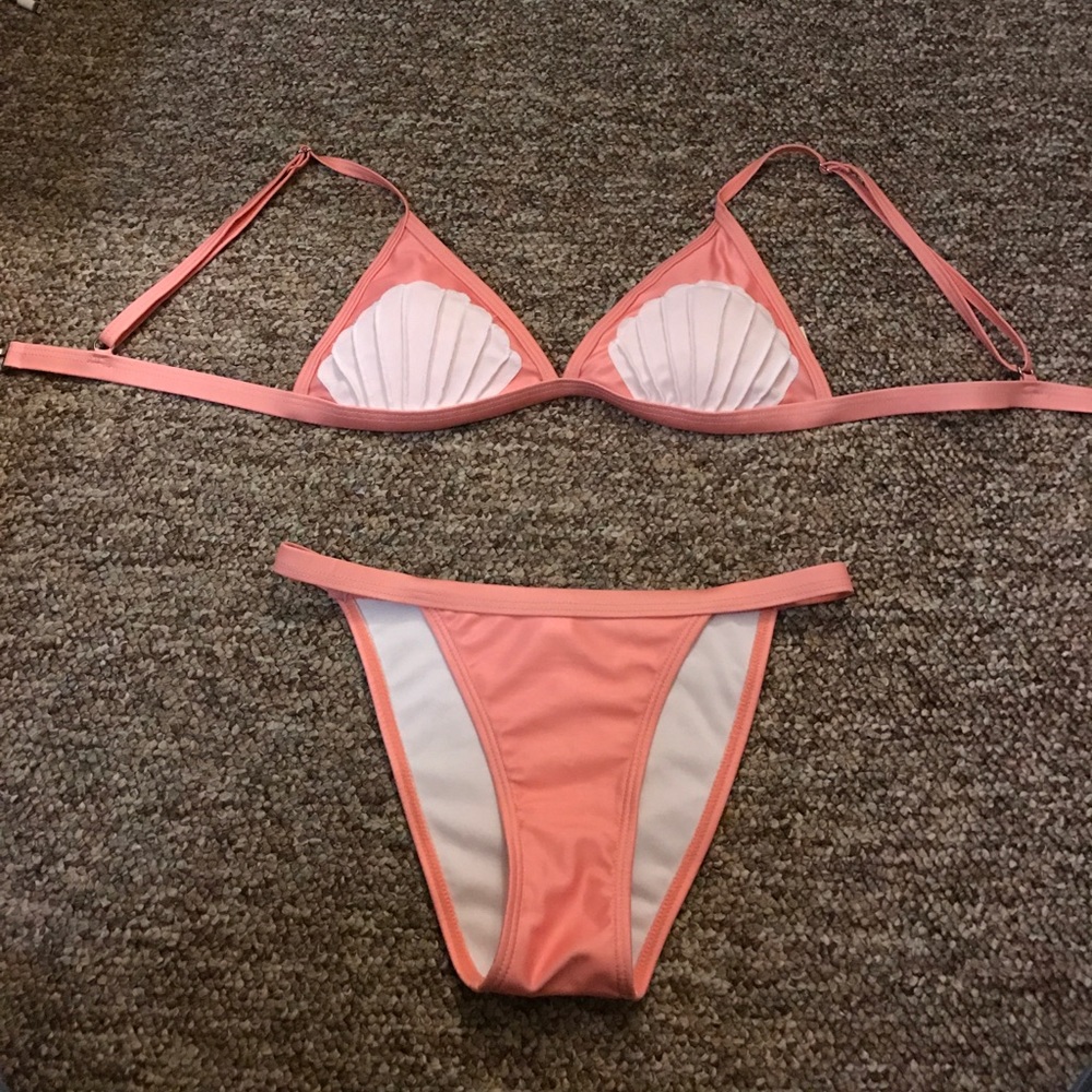 Shell bikini