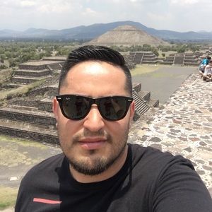 Meet your Posher, Jonathan