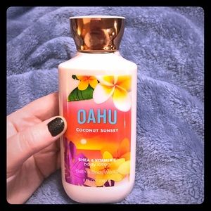 OAHU Shea & Vitamin E body lotion