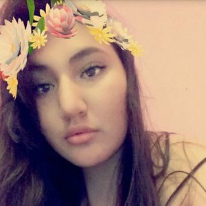 Meet your Posher, Magaly