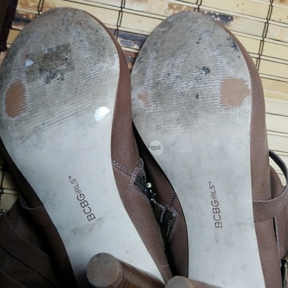 BCBG Tan Peep toe Ankle Boot - Picture 8 of 8