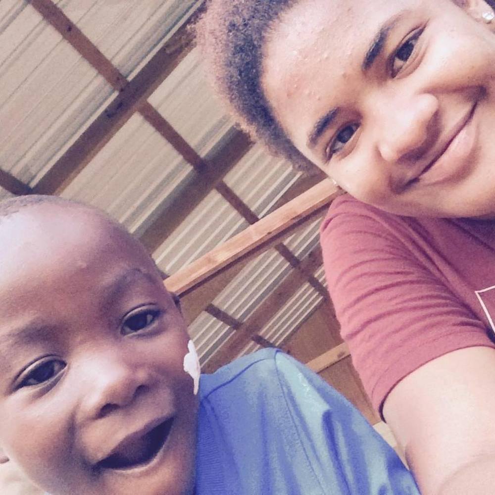 Meet your Posher, Melissa