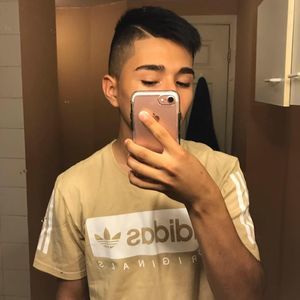 Meet your Posher, Andreww