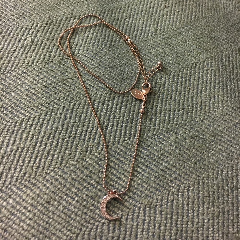 Aerie Crescent 🌙 necklace