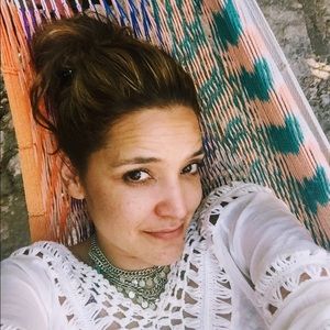 Meet your Posher, Eva