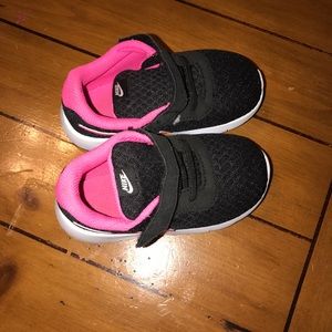 Nike kids shoe