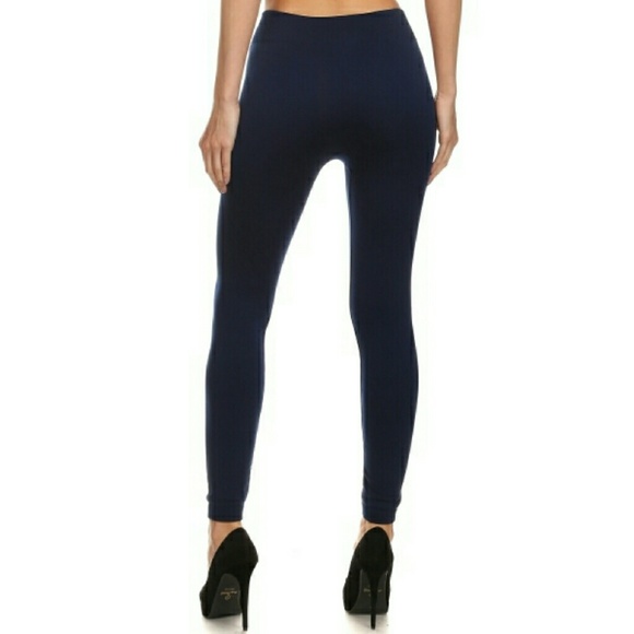 SALE! High Waist Fleece Lined Leggings - Picture 3 of 7