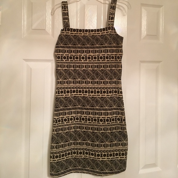 BodyCon dress - Picture 1 of 2