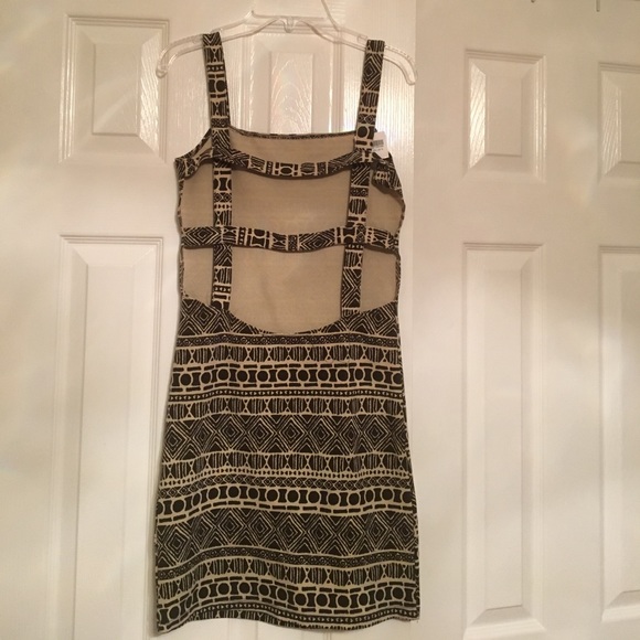 BodyCon dress - Picture 2 of 2