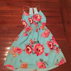 Everly turquoise floral sun dress size medium